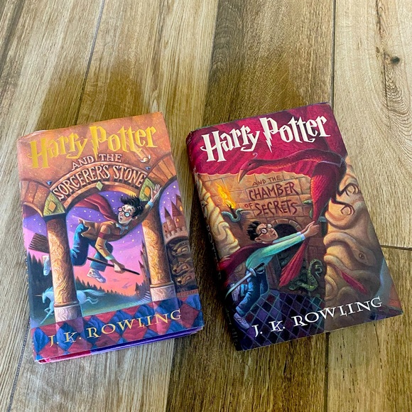 2 Harry Potter Hardcover Books w Dust covers sorcerers Stone chamber of secrets